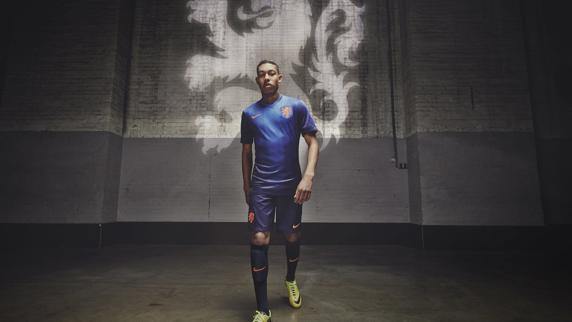 从法拉盛到都灵，梅德韦杰夫的统治力跨越—美网轻取至ATP总决赛的王者之路