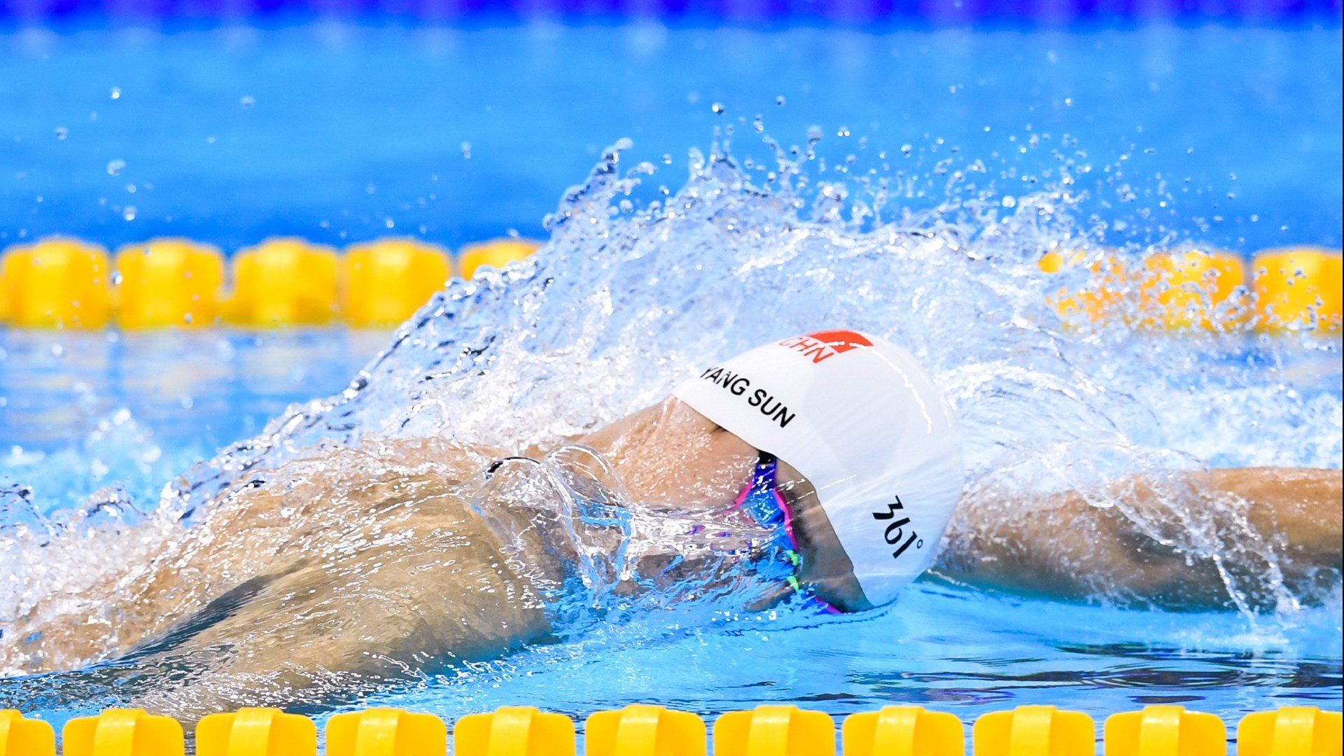 赛场上的双重奇迹，日本队翻盘法国队，陈雨菲点燃羽球之夜